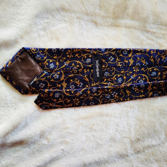 Yves Saint Laurent Vintage Tie - Picture 7 of 9